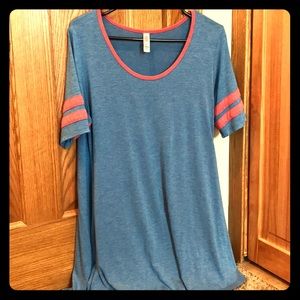 Lularoe Perfect T